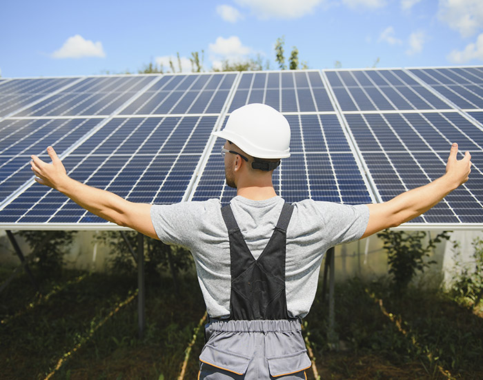 Energia solar abastece 1300 pontos em rodovias de SP